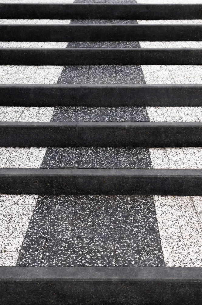 Escalera con granito