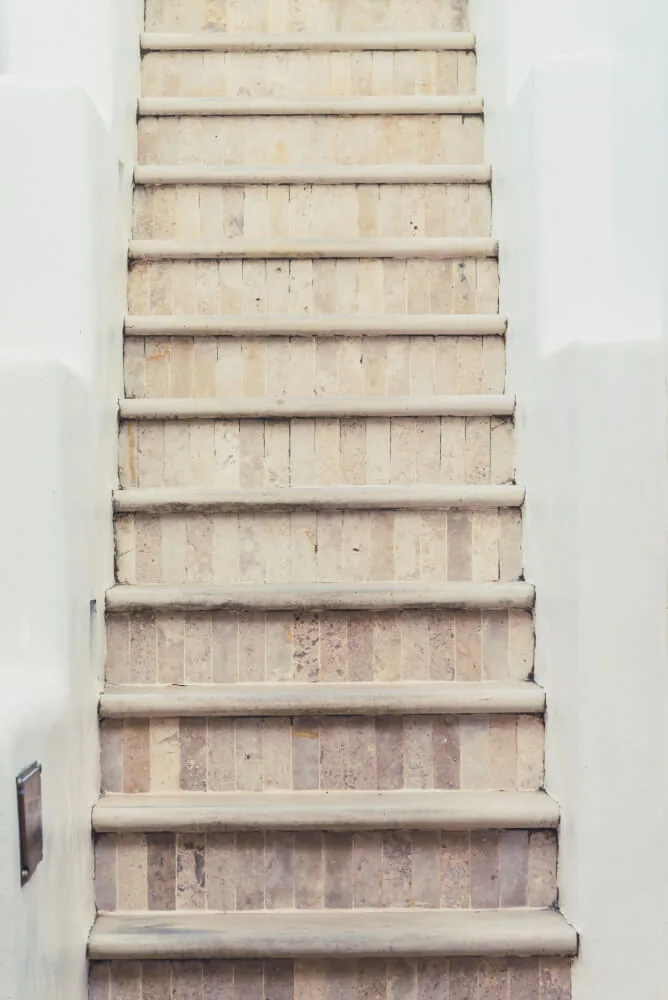 Escalera interior moderna